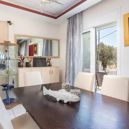 Vakantiehuis Marilia - Lux Near Famous Beaches