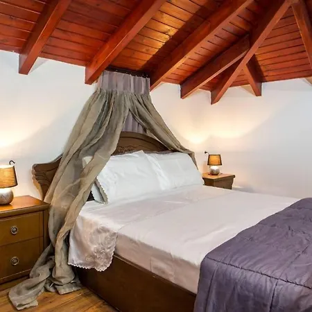 Marilia - Lux Near Famous Beaches