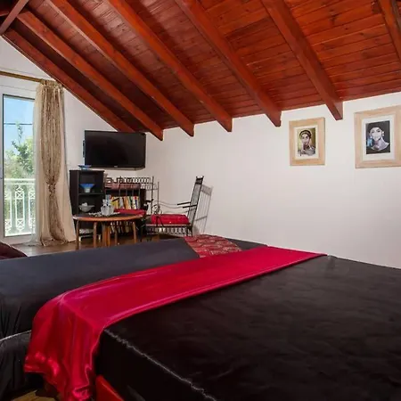 Marilia - Lux Near Famous Beaches Vakantiehuis *